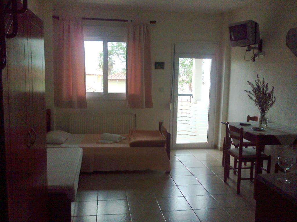 Phyllis Maisonettes Kallithea  Zimmer foto